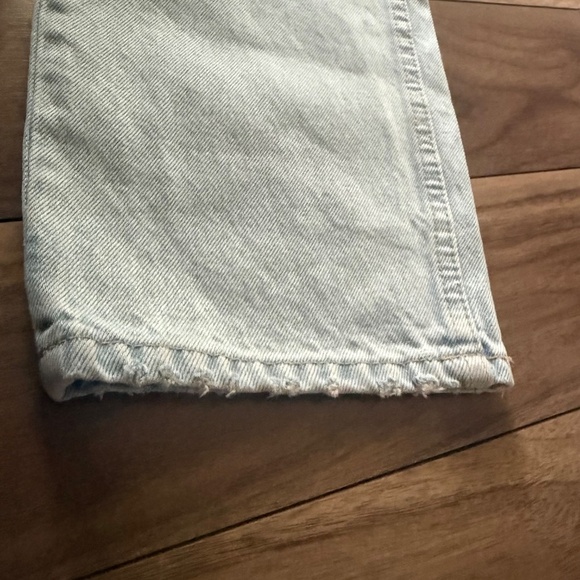 Zara 90’s Straight Leg Jeans | Size 4 | Light Wash - Picture 4 of 5